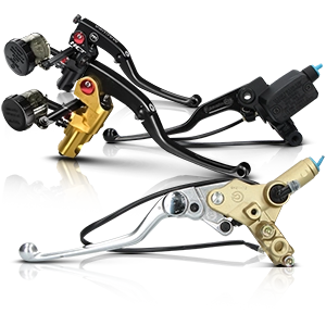 Hydraulische Kupplungspumpen für Motorräder mit verstellbaren Hebeln in sportlichem Design.